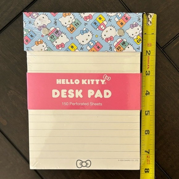Hello Kitty Note Pad - Picture 5 of 6